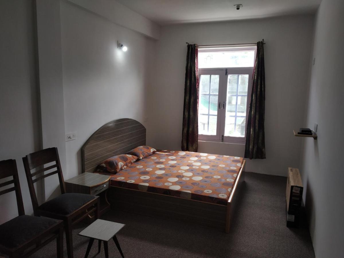 The Ile 호텔 Srīnagar 외부 사진